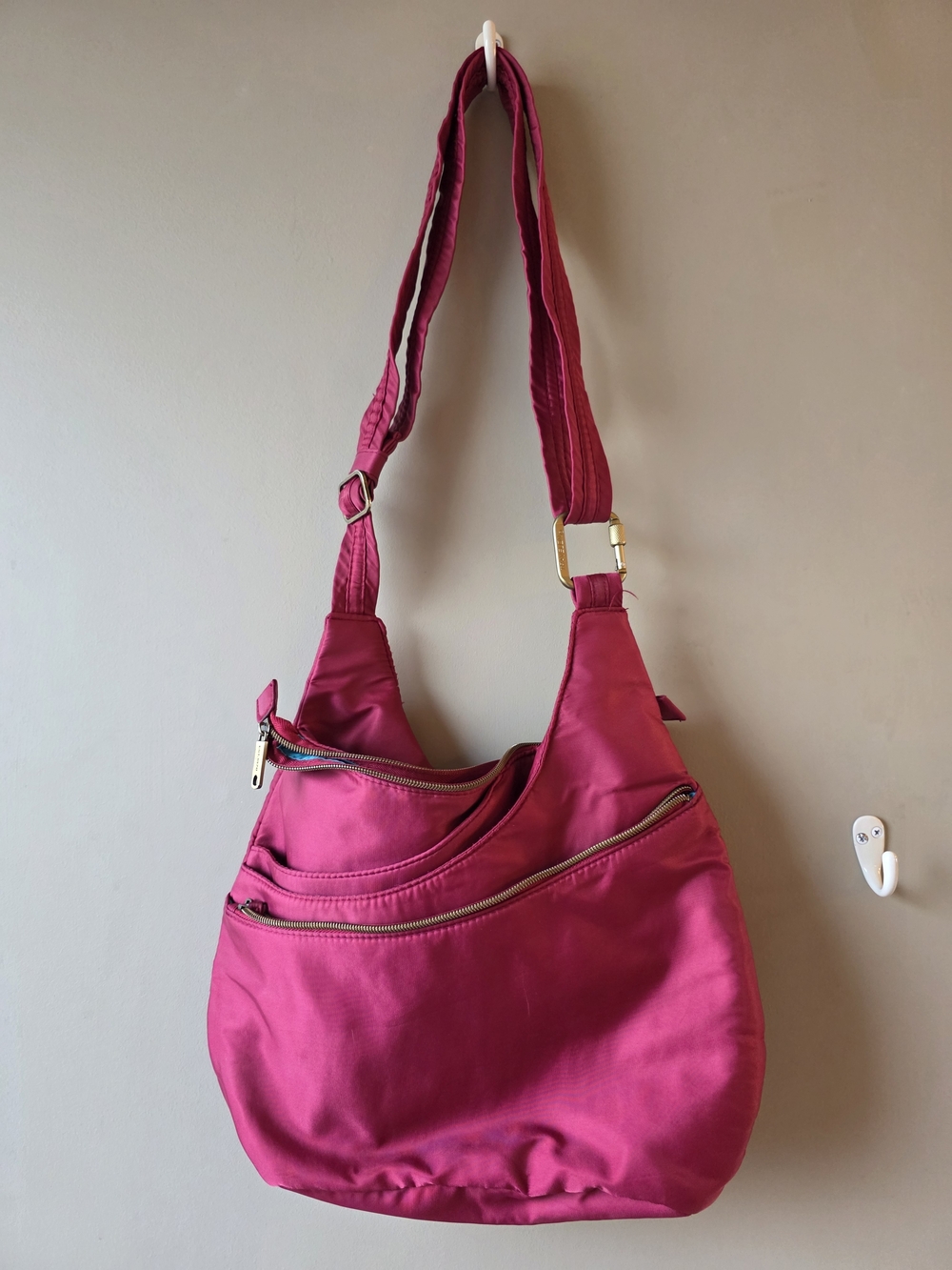 Travelon Magenta Crossbody Bag